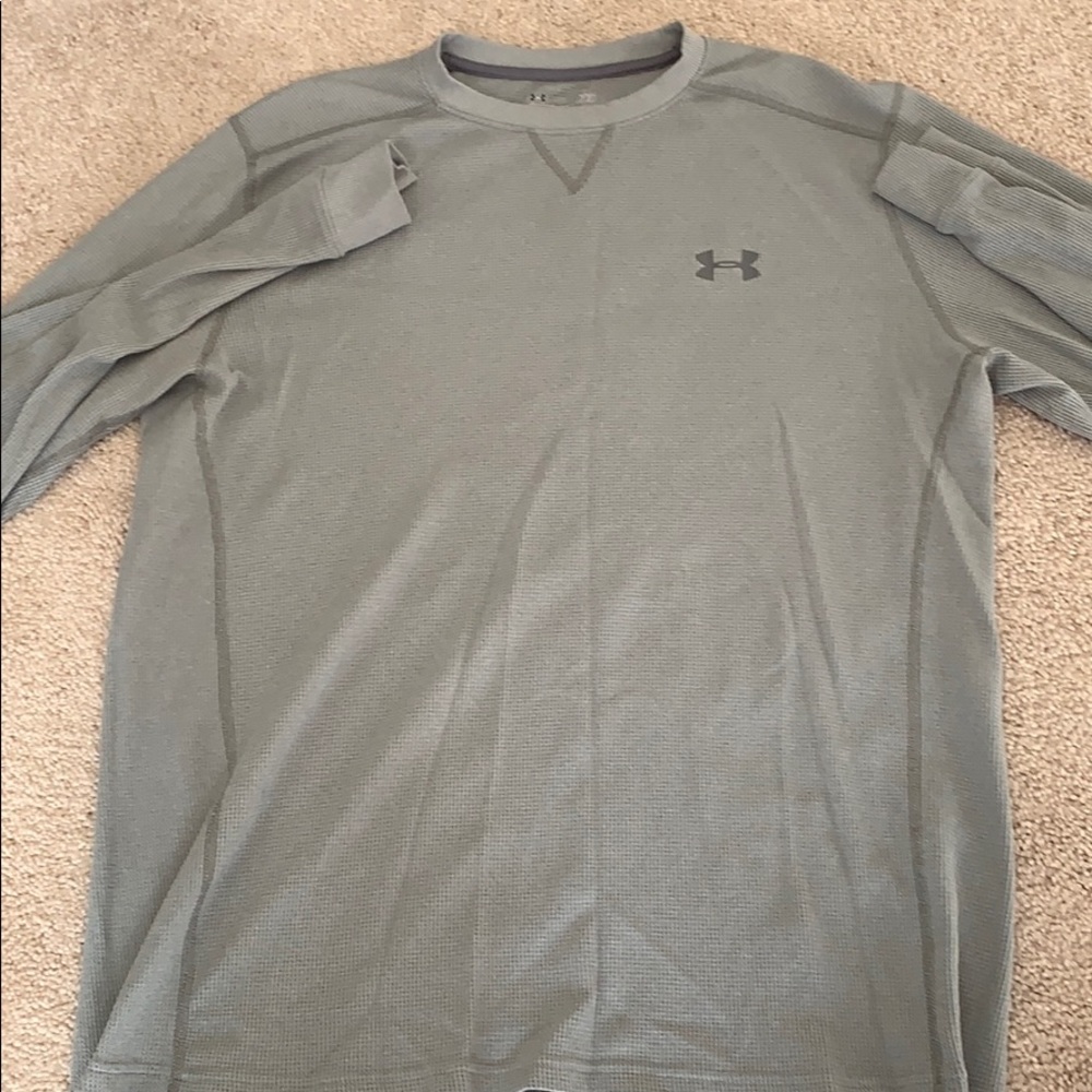Under Armour Large Cold Gear Loose Thermal
